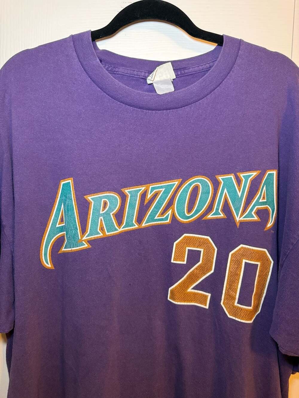 Vintage Lee Sport Arizona Diamondbacks Luis Gonzalez 20 Purple T-Shirt